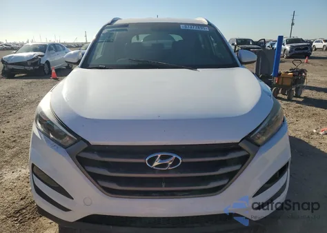 2016 Hyundai Tucson Limited из США, поврежденный, VIN KM8J33A44GU033760